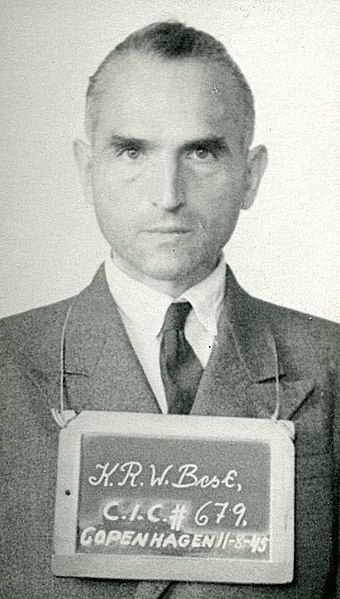 Werner Best, arrestado en 1945.