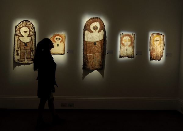 Muestra de arte aborigen: dioses wondijna australianos. 