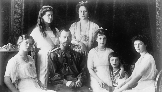 La familia del zar Nicolás II, 1910
