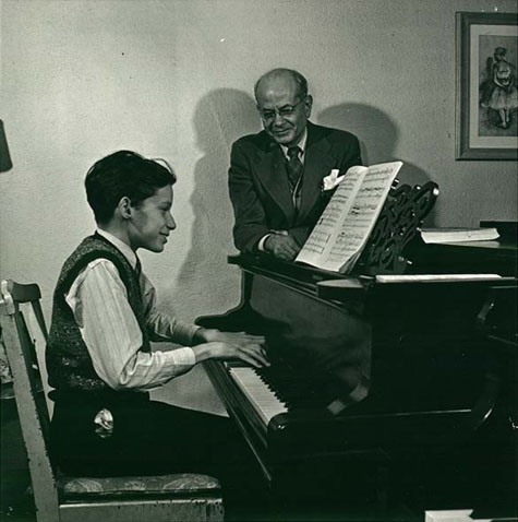 Glenn Gould y Alberto Guerrero, 1945.