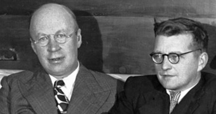 Serguéi Prokófiev y Dmitri Shostakóvich en 1940