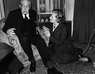 Harold Macmillan con Margaret Thatcher