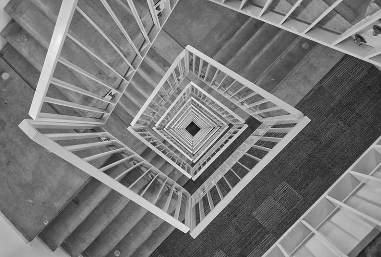 Vertiginosas escaleras. Imagen: Wikipedia
