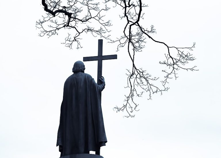 Estatua de San Volodímir, Kiev. Imagen: Wikipedia