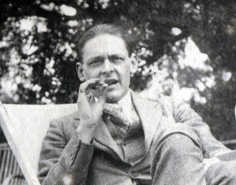 T.S. Eliot en 1923. Imagen de National Portrait Gallery