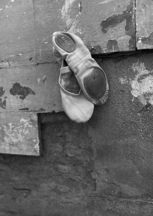 Fotografía de Cristina Gala. Título: "op.15 n.3" de la serie de autorretratos titulada Nocturne (2021).