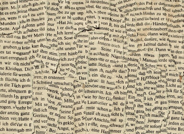 Collage ilegible. Imagen de Jas Min