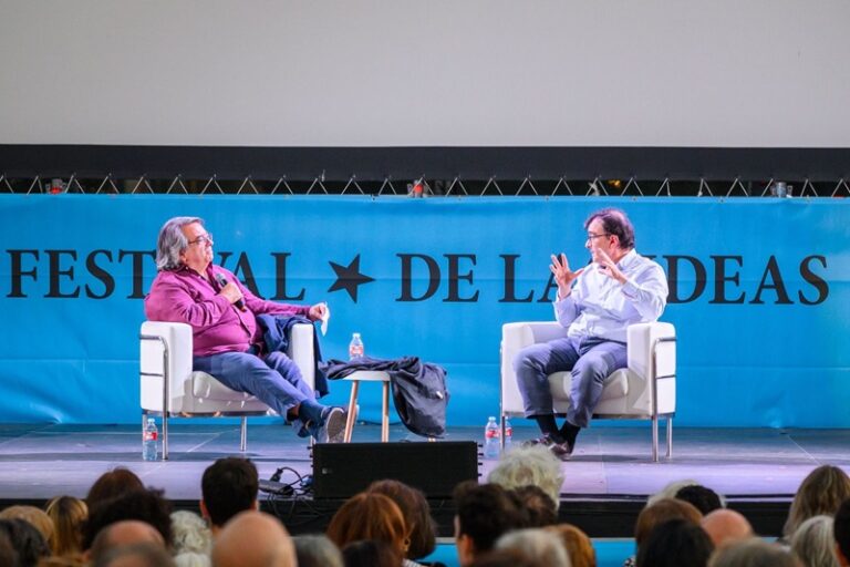 Javier Cercas y Jesús Ruiz Mantilla. Imagen de Alonso Delgado. Festival de las Ideas 2025.