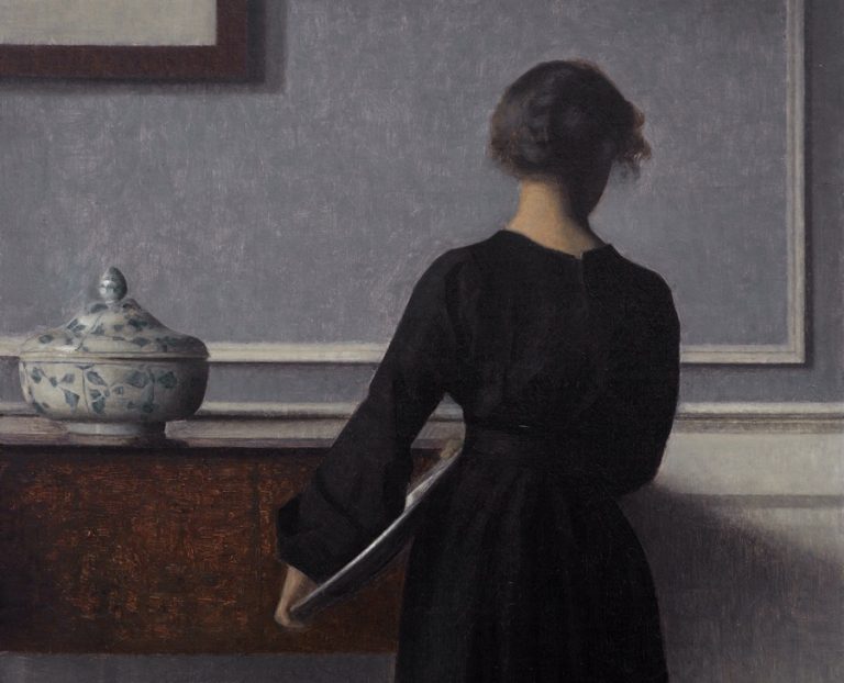 Interior with young woman seen from behind, de Vilhelm Hammershoi, ca.1904. Randers Kunstmuseum